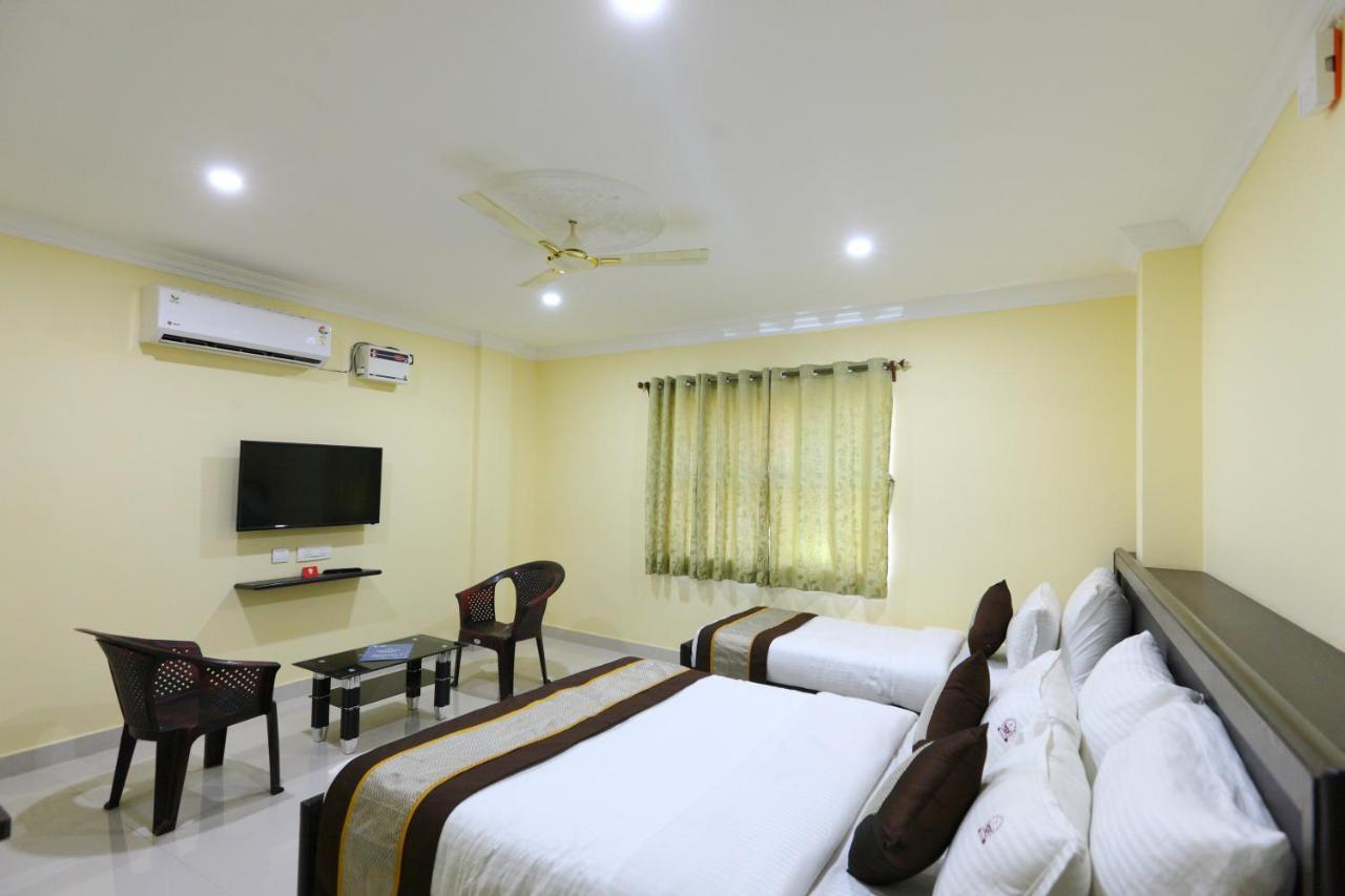 Saibala Lnn Chennai Exterior foto