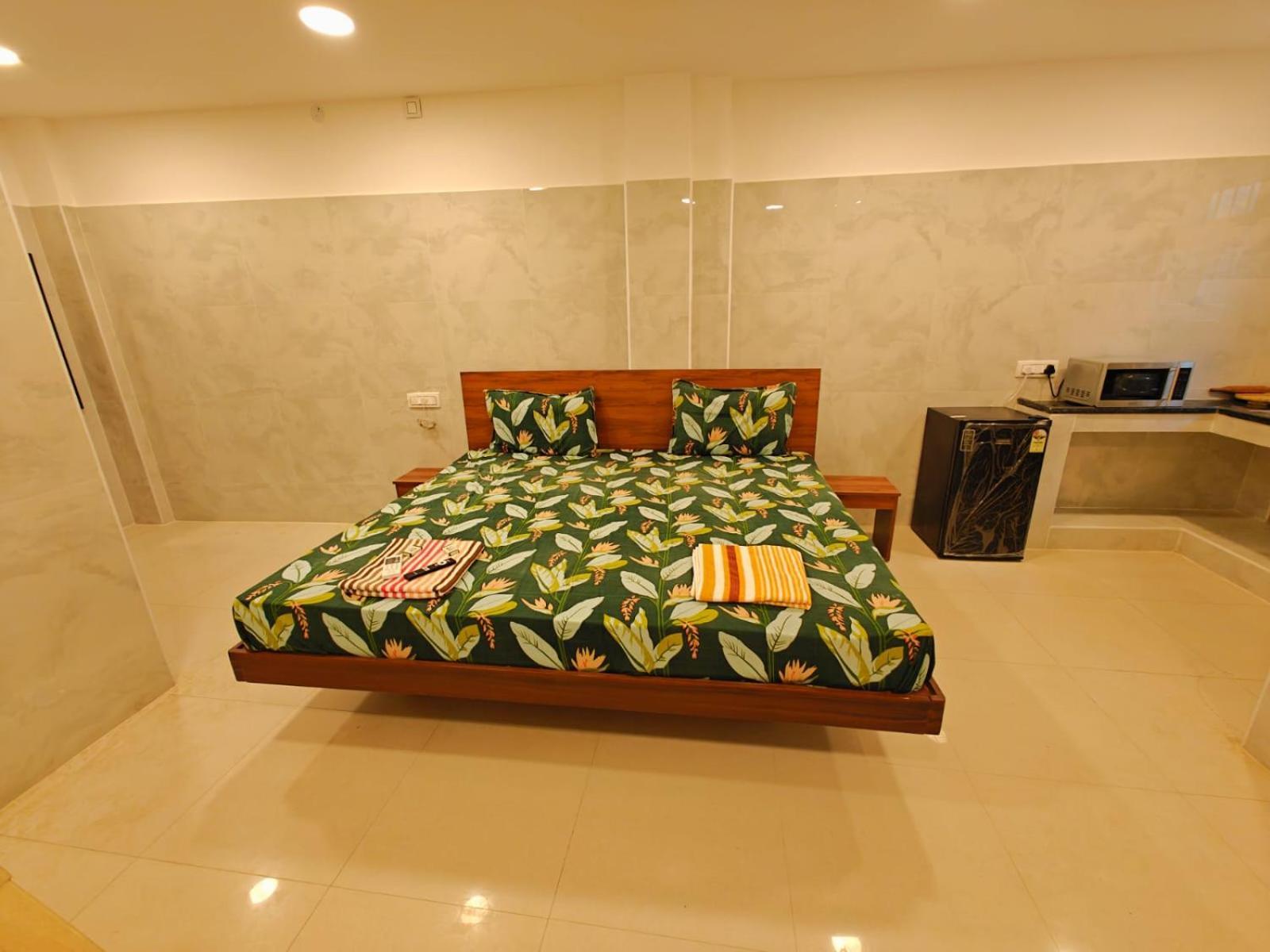 Saibala Lnn Chennai Exterior foto