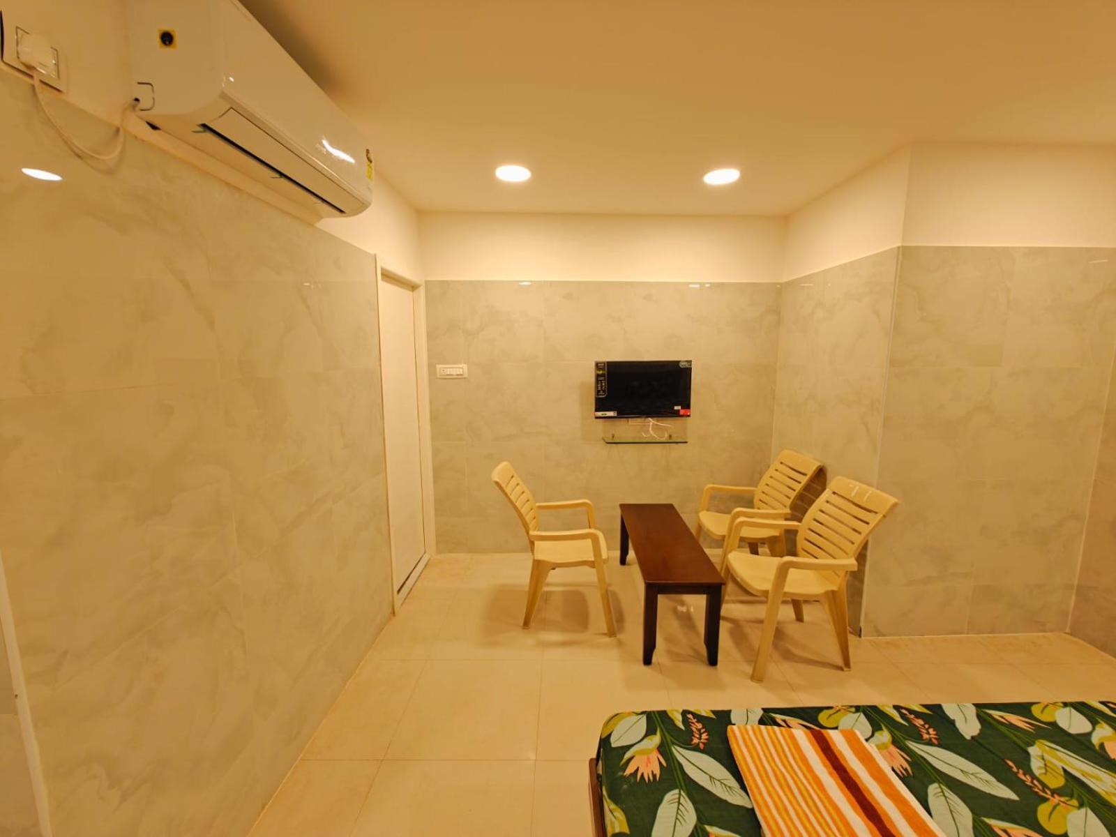 Saibala Lnn Chennai Exterior foto