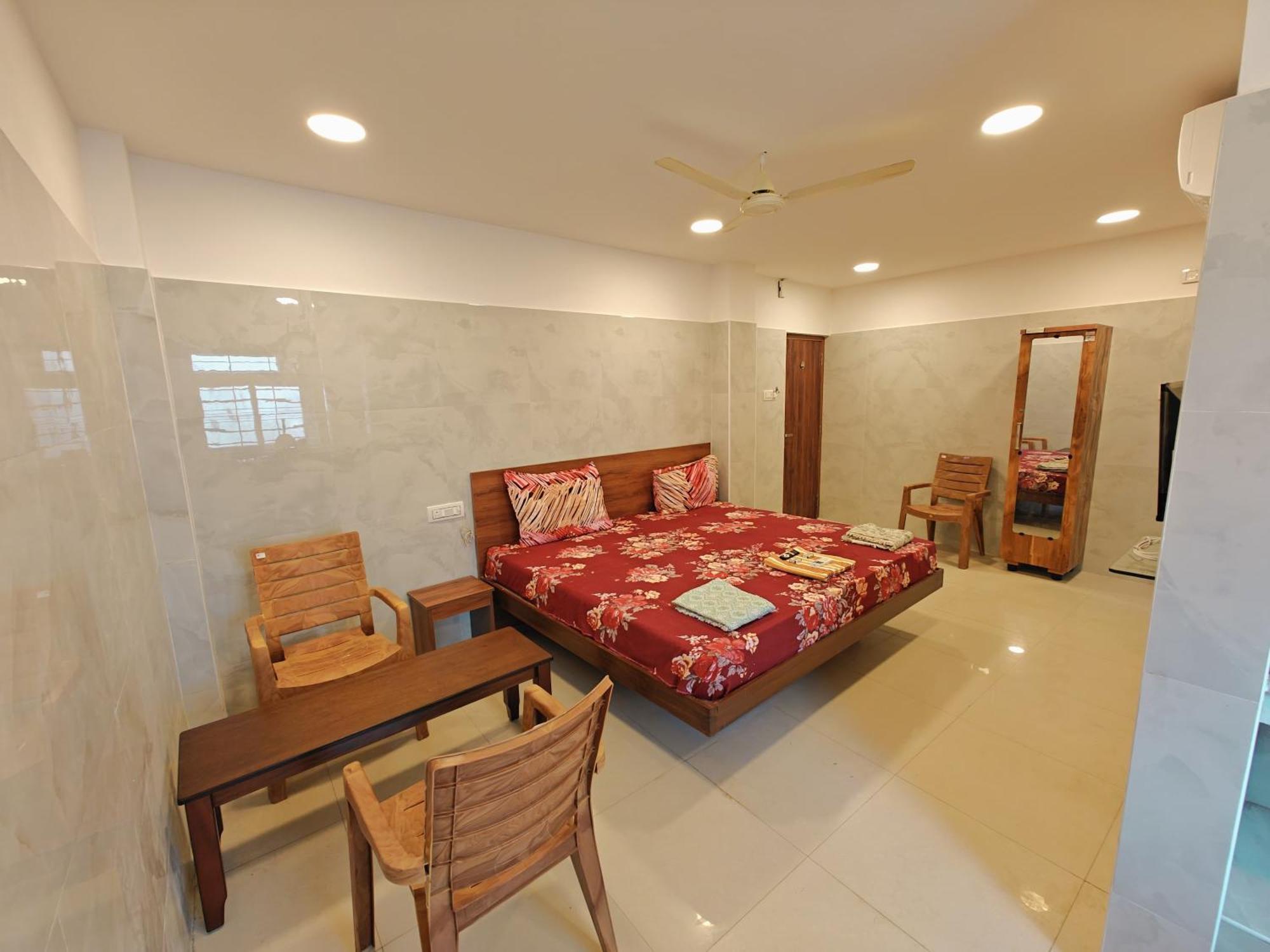 Saibala Lnn Chennai Exterior foto